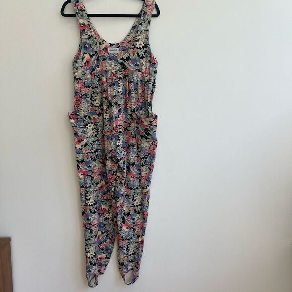 Vintage Floral Jumper w/ Stirrup Legging - Small - Picture 6 of 9